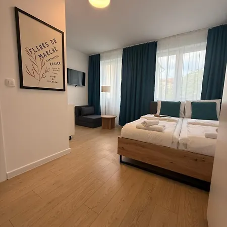 Golden Lily Old Town Apartamento Saraievo